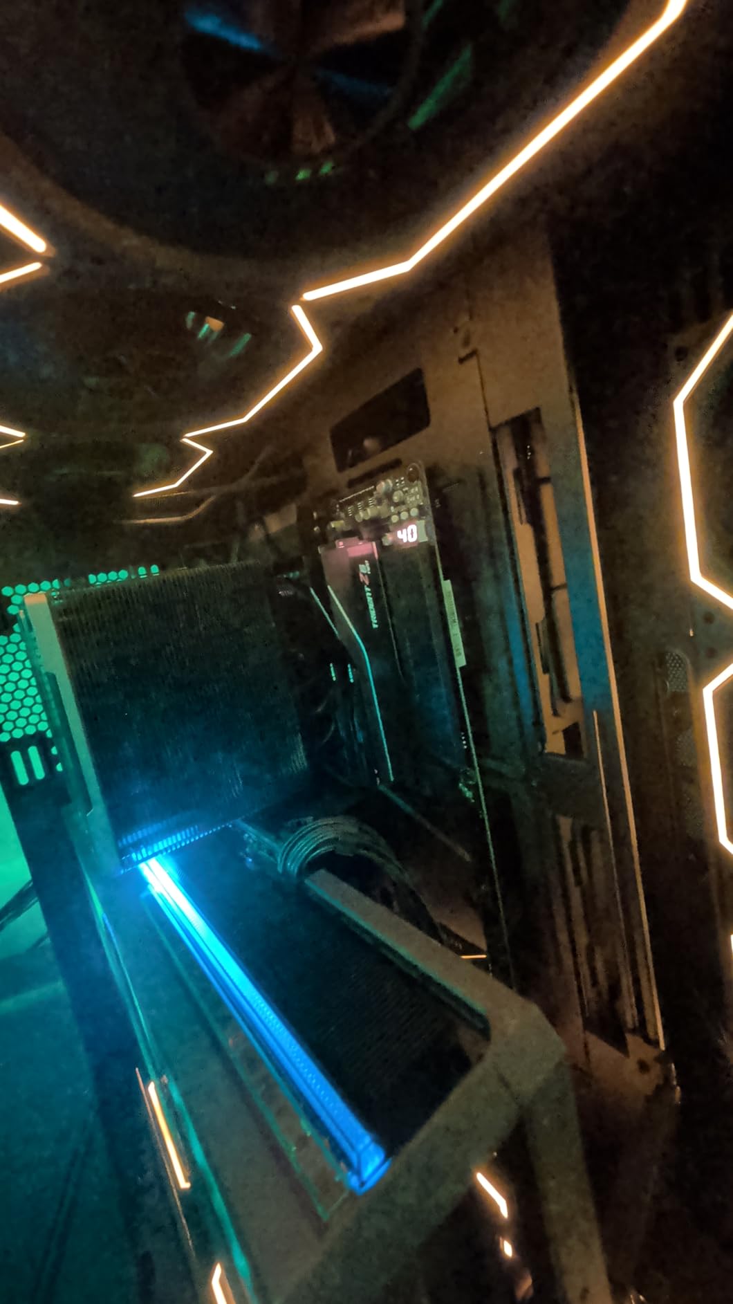GIGABYTE B850 AORUS STEALTH scheda madre AM5 Wi-Fi 7