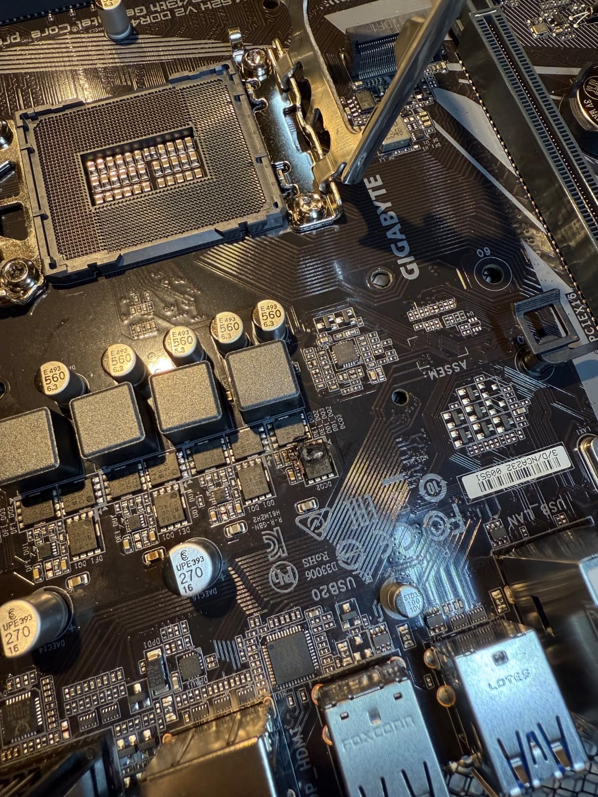 Gigabyte H610M S2H V2 DDR4 scheda madre Micro ATX LGA1700