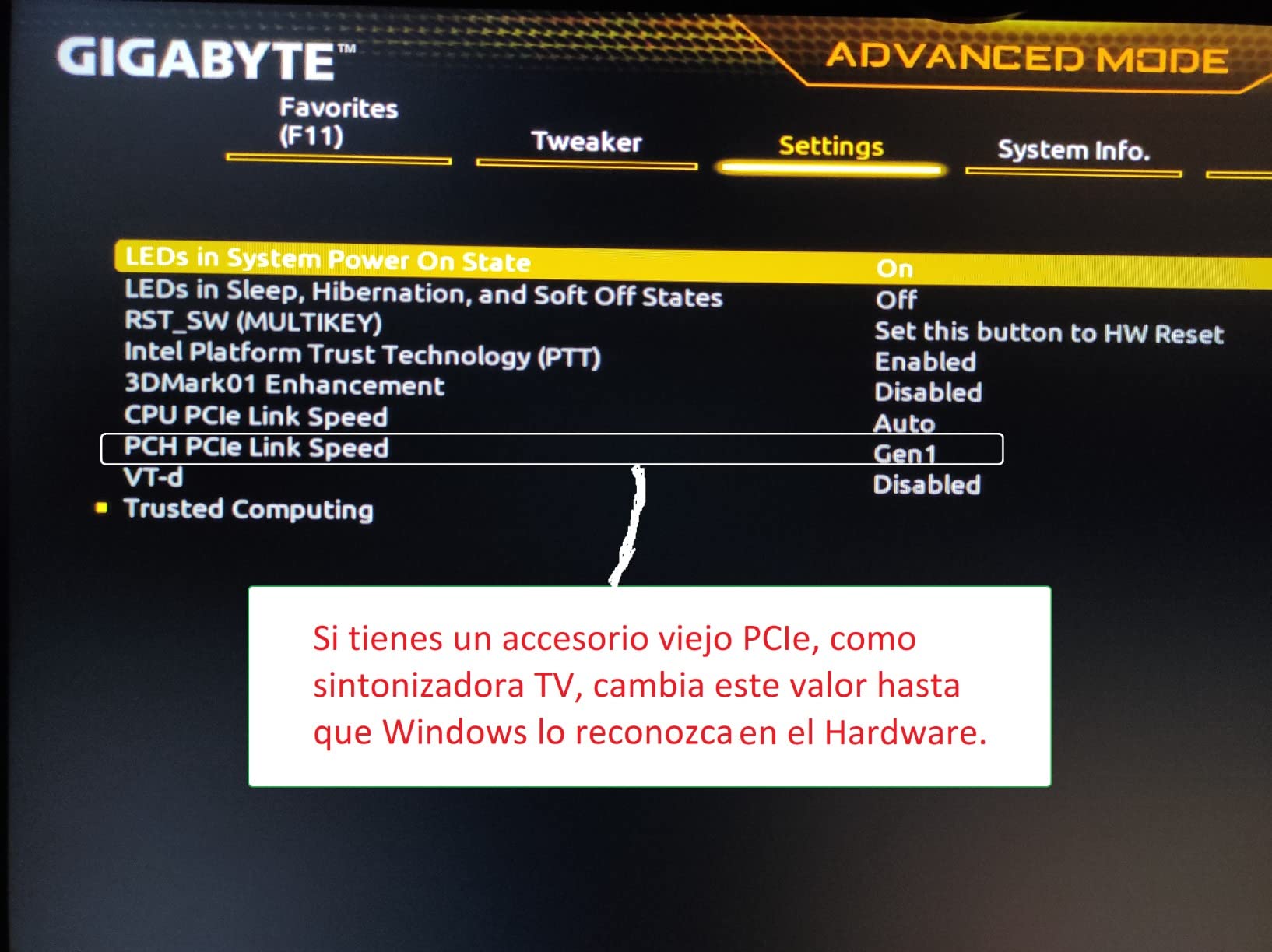 GIGABYTE Z690 UD scheda madre ATX DDR4 LGA1700