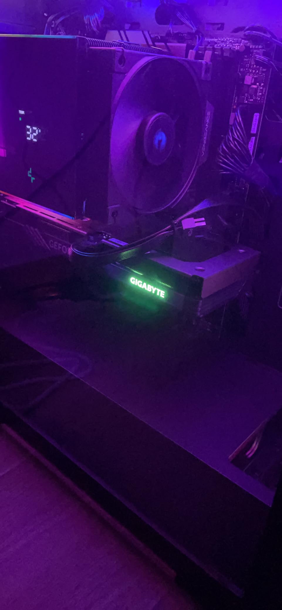 Gigabyte Gaming OC RTX 4060 scheda video 8GB GDDR6