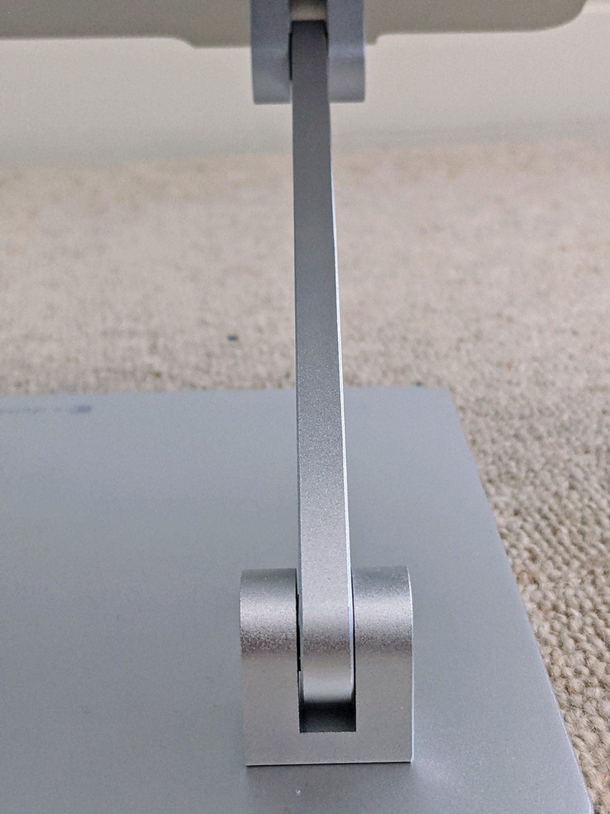 Dynabook PS0106EA1STA Supporto Laptop Alluminio 17" Silver