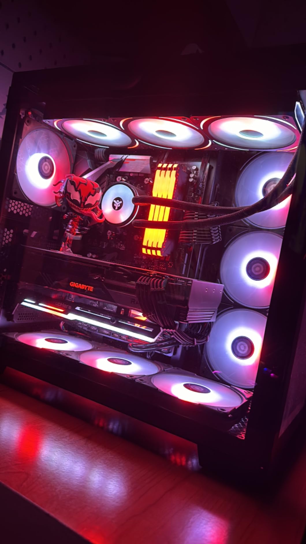 Gigabyte Gaming OC RX 7800 XT scheda video 16GB GDDR6