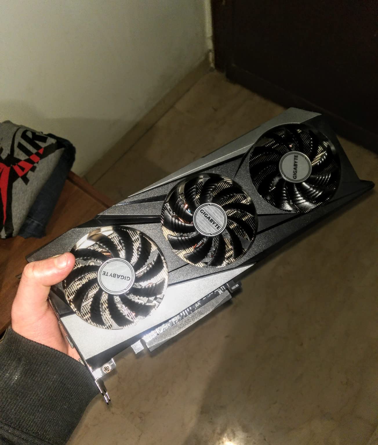 GIGABYTE GAMING OC PRO RX 6600 XT scheda video 8GB
