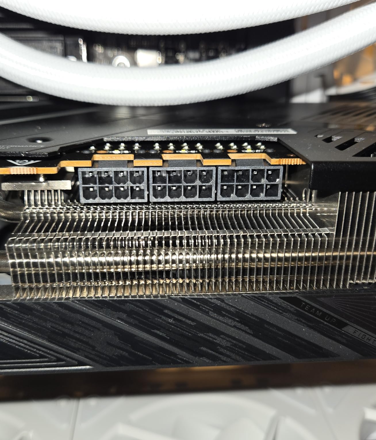 GIGABYTE AORUS Radeon RX 9070 XT ELITE 16G Scheda Video 16GB GDDR6