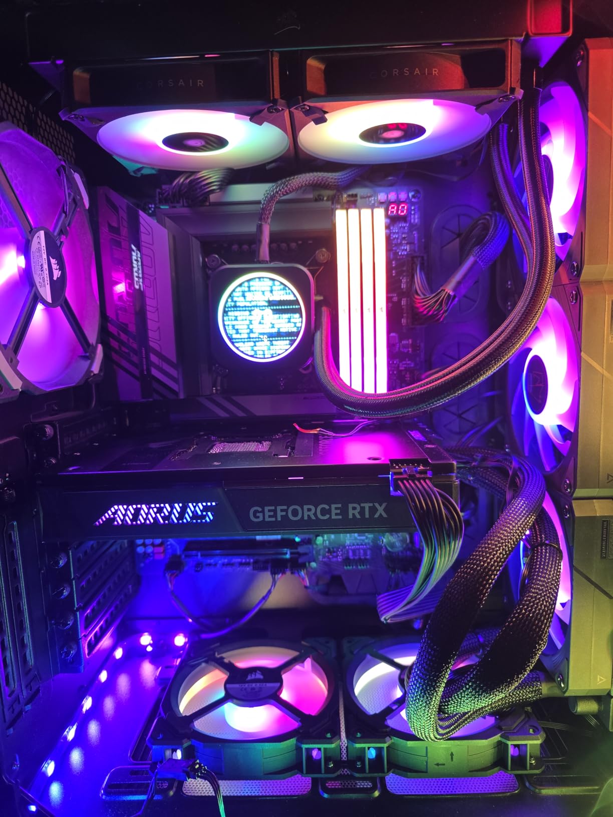 GIGABYTE AORUS RTX 5090 XTREME WATERFORCE 32G scheda grafica 32GB