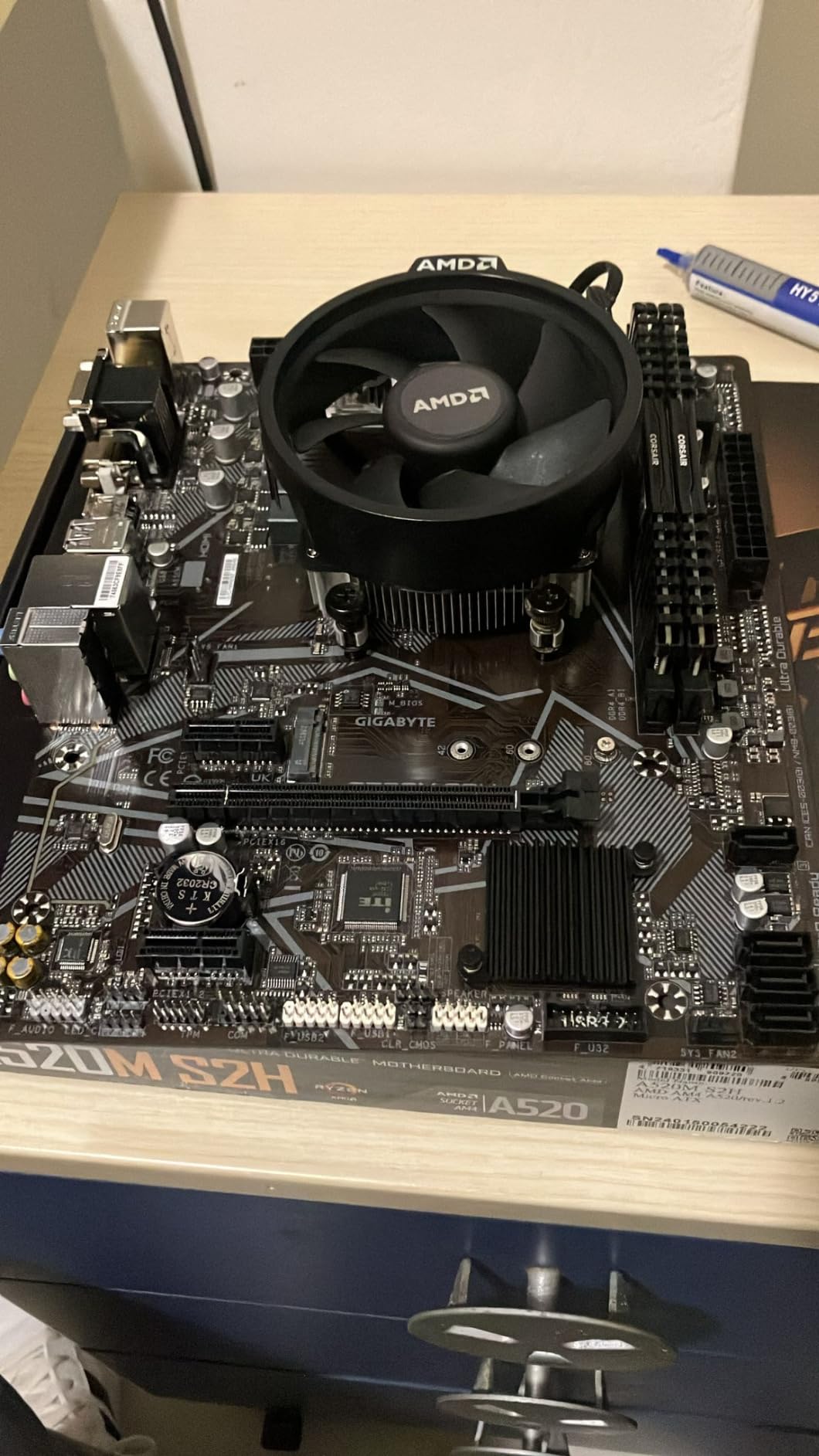 Gigabyte A520M S2H scheda madre Micro ATX AM4 DDR4