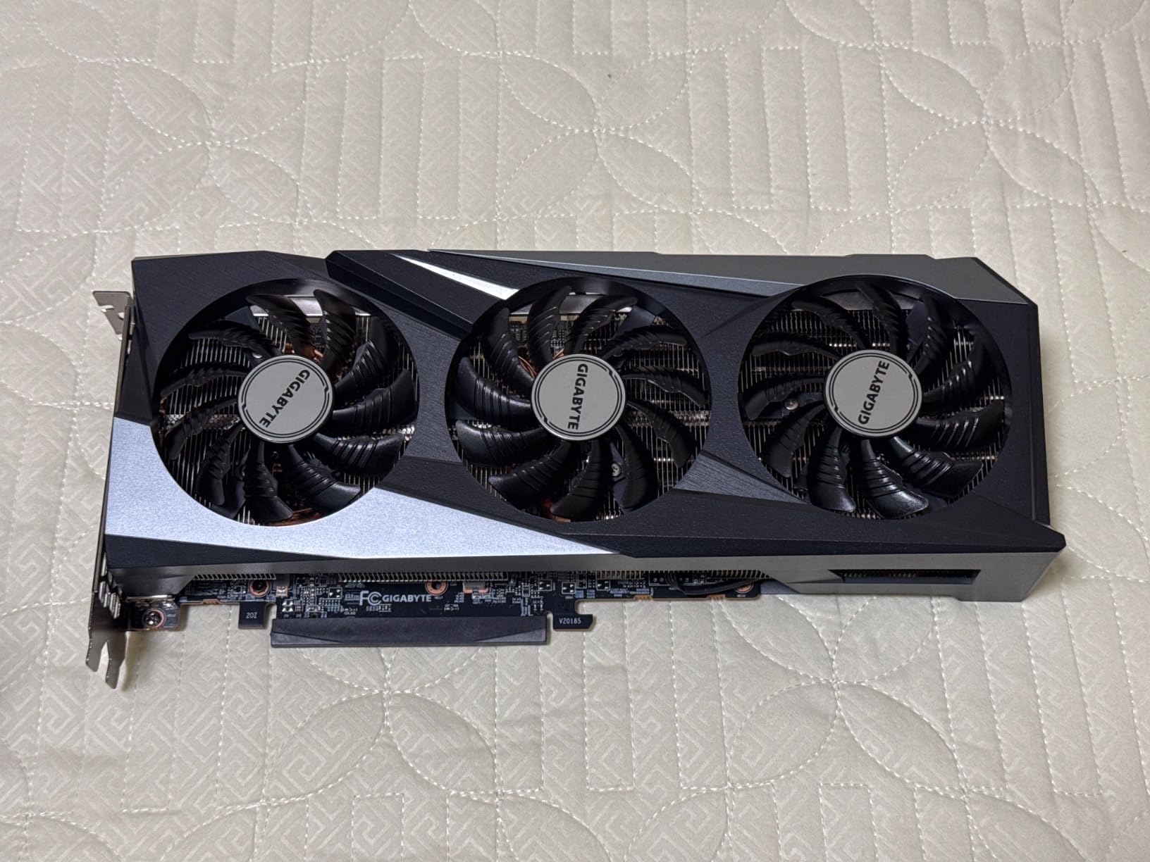GIGABYTE RX 7600 Gaming OC 8G Scheda video 8GB GDDR6 WINDFORCE