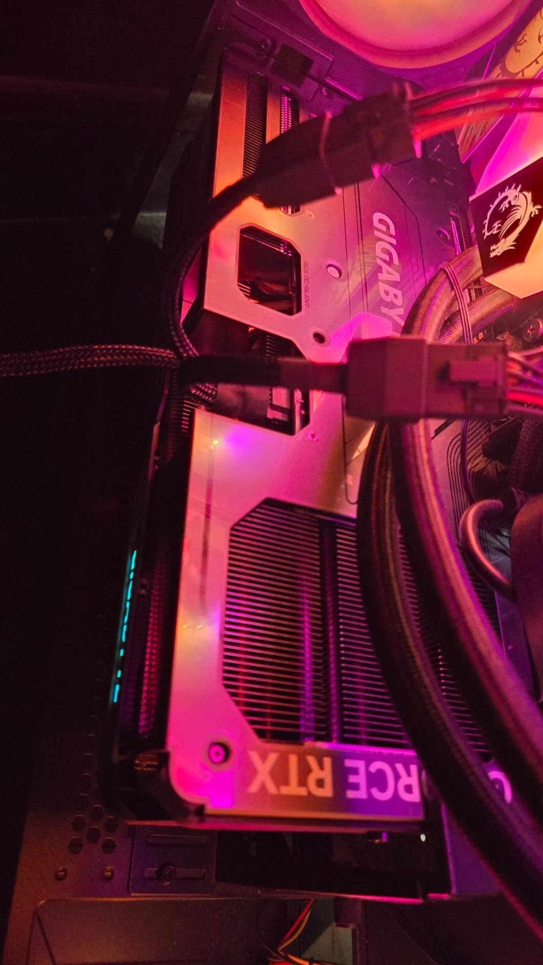 Gigabyte RTX 4080 Super Windforce V2 Scheda Video 16GB