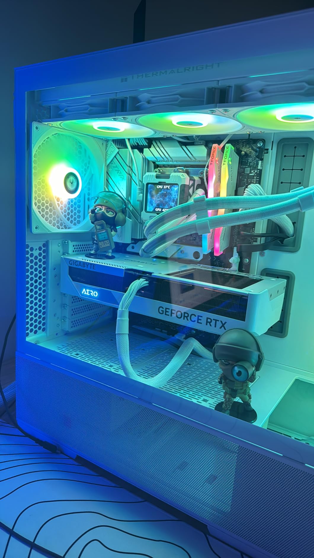 GIGABYTE AERO RTX 4070 SUPER AERO OC scheda video 12GB GDDR6X
