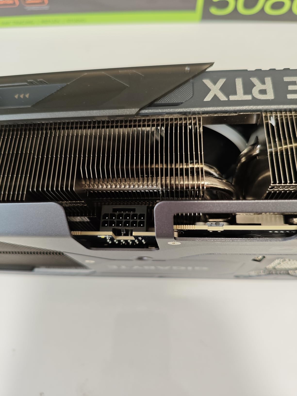 GIGABYTE GAMING OC GeForce RTX 5080 16G scheda video GDDR7
