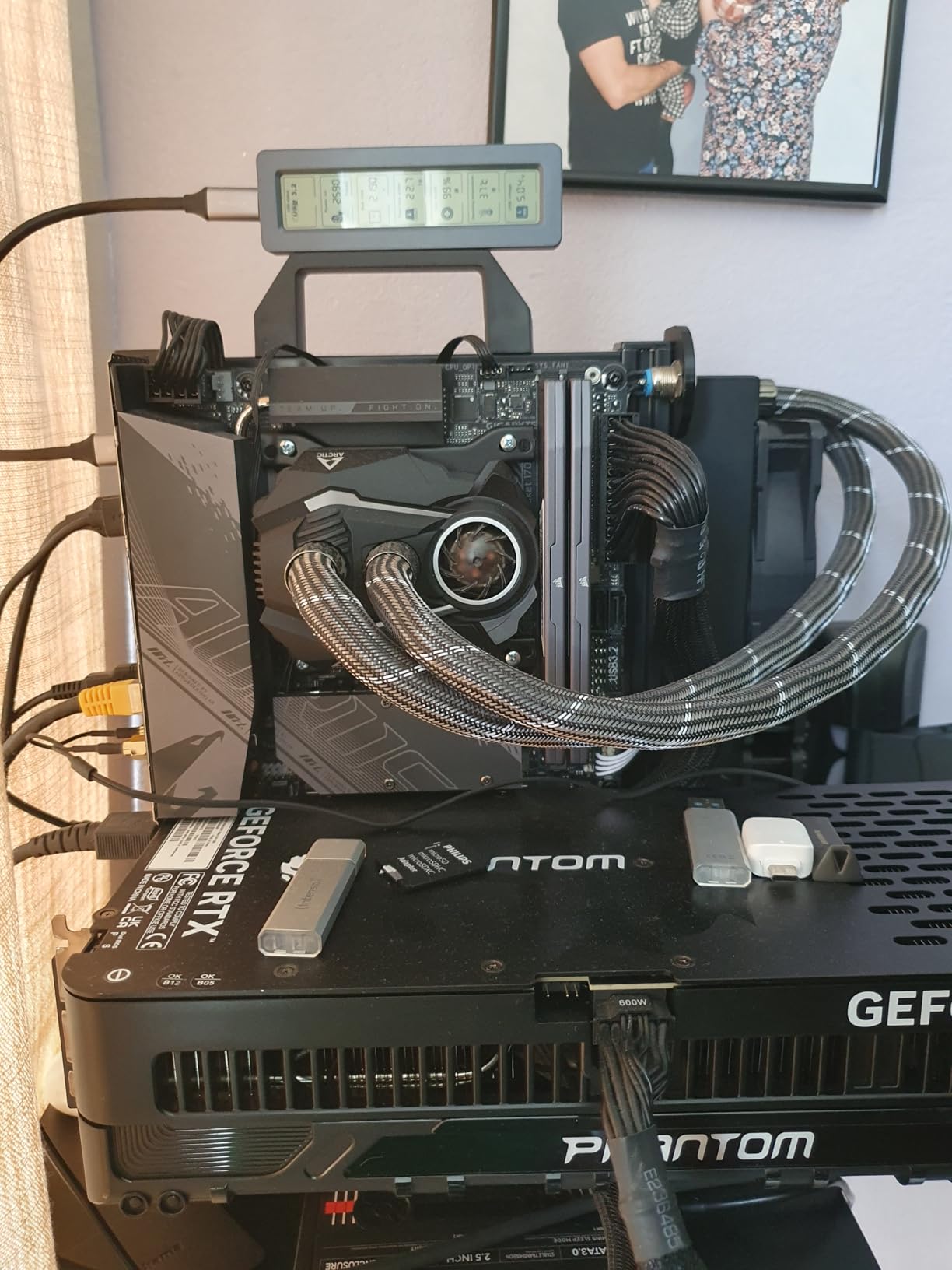 GIGABYTE AORUS B760I PRO DDR5 scheda madre mini ITX WiFi 6E