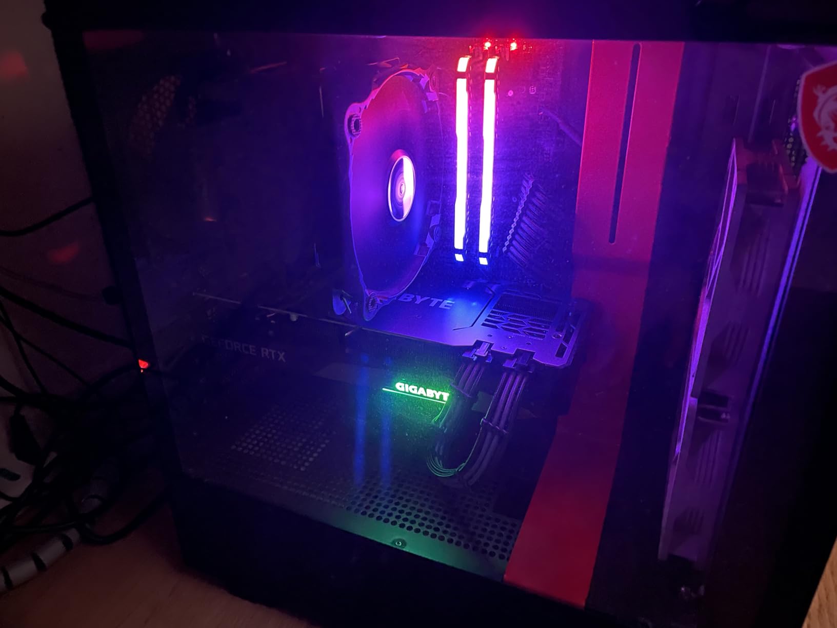 GIGABYTE RTX 3060 Ti GAMING OC D6X 8G scheda video 8GB