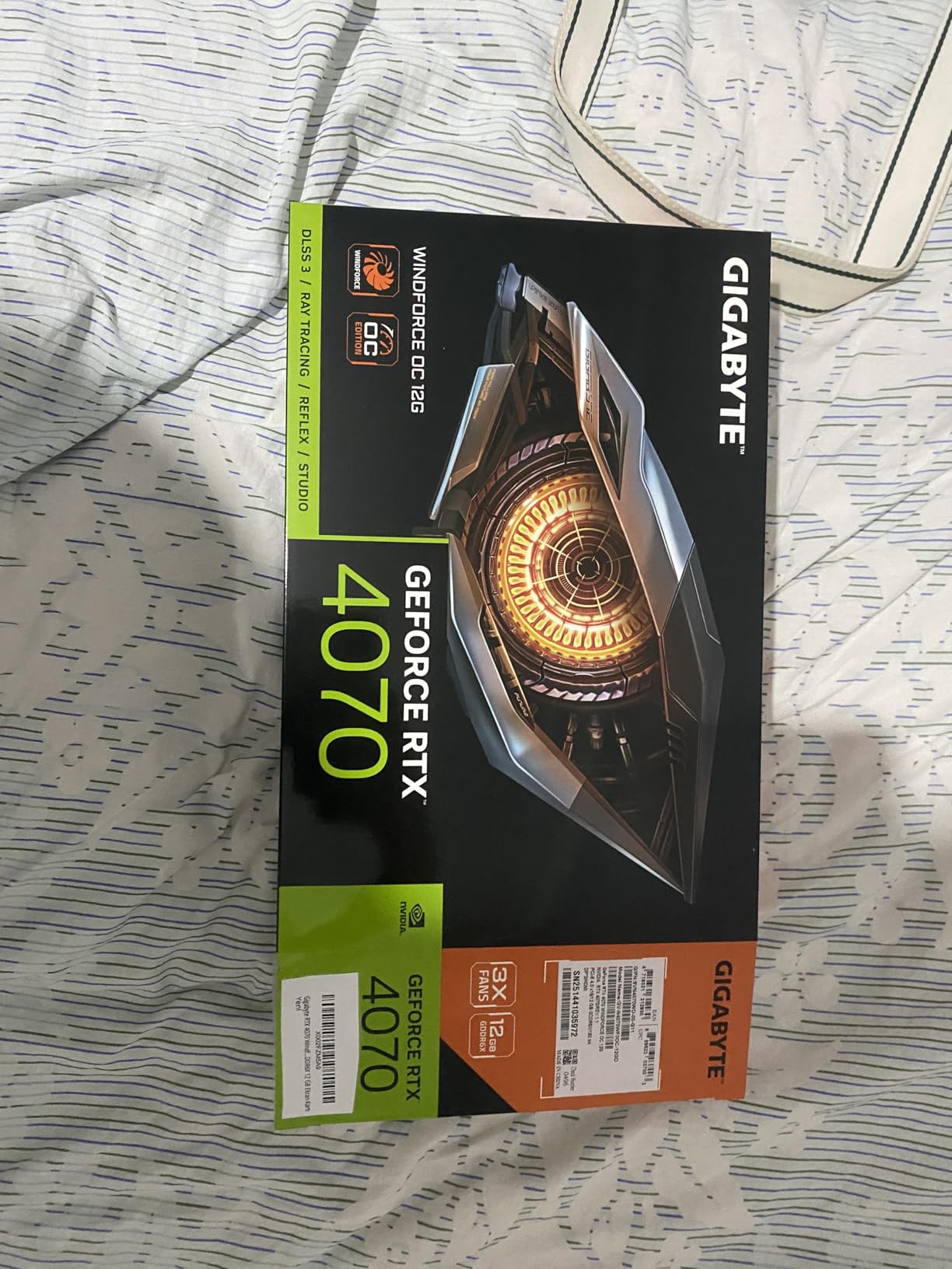 Gigabyte RTX 4070 Windforce OC V2 12G scheda video 12GB DLSS 3