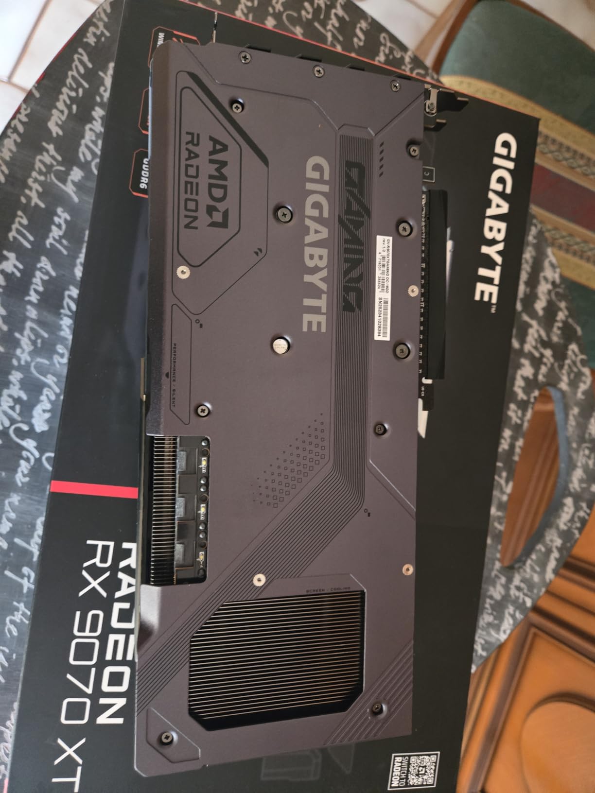 GIGABYTE Gaming OC GV-R9070XTGAMING OC-16GD scheda grafica 16GB