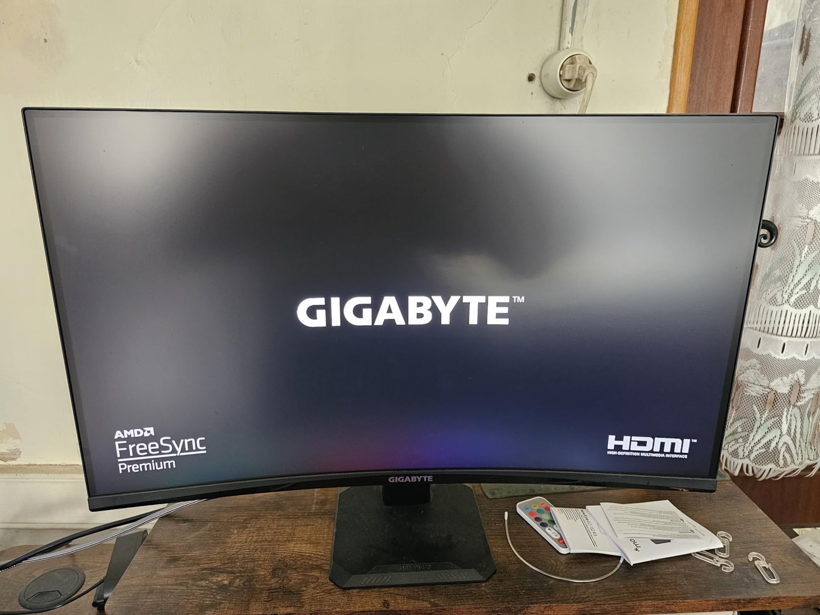 Gigabyte GS27FC Monitor Curvo 27" 180Hz 1ms
