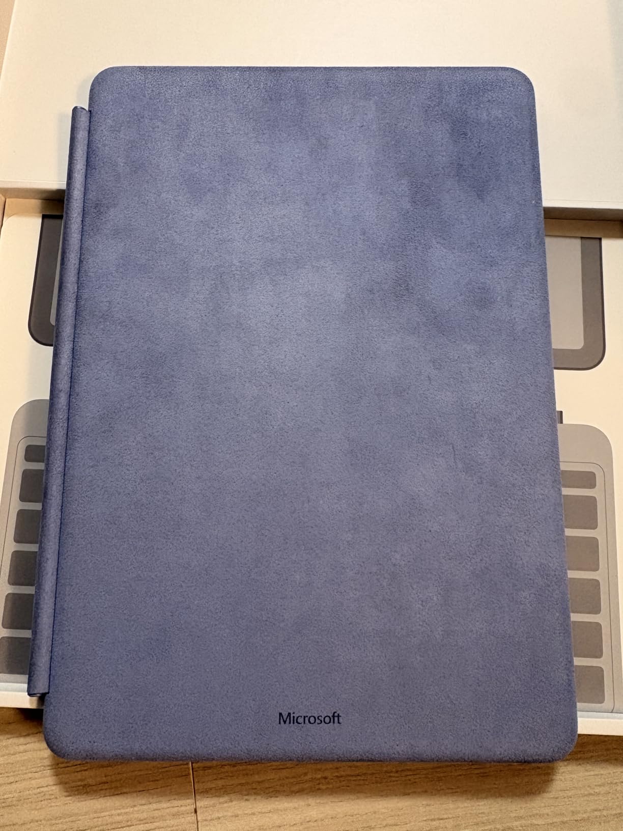 Microsoft Surface Pro 12'' tastiera viola retroilluminata