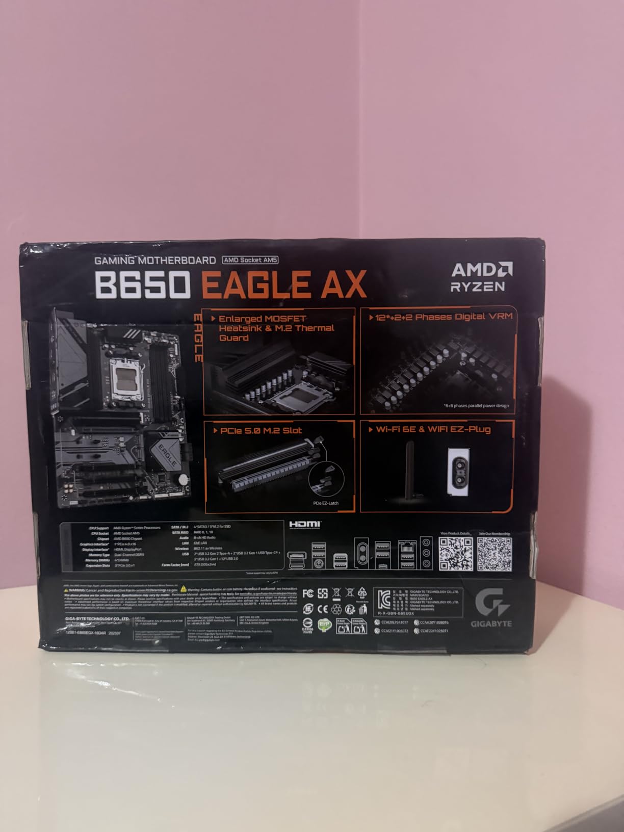 Gigabyte B650 Eagle AX scheda madre AM5 DDR5 WiFi