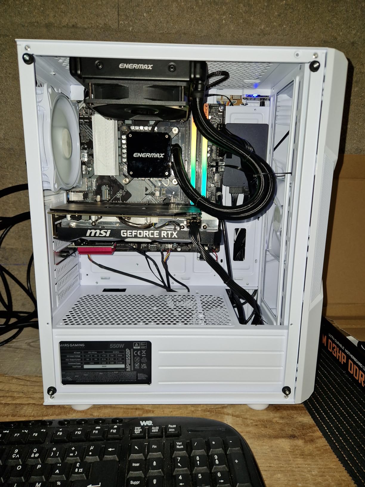 GIGABYTE B760M D3HP DDR4 scheda madre GbE LAN