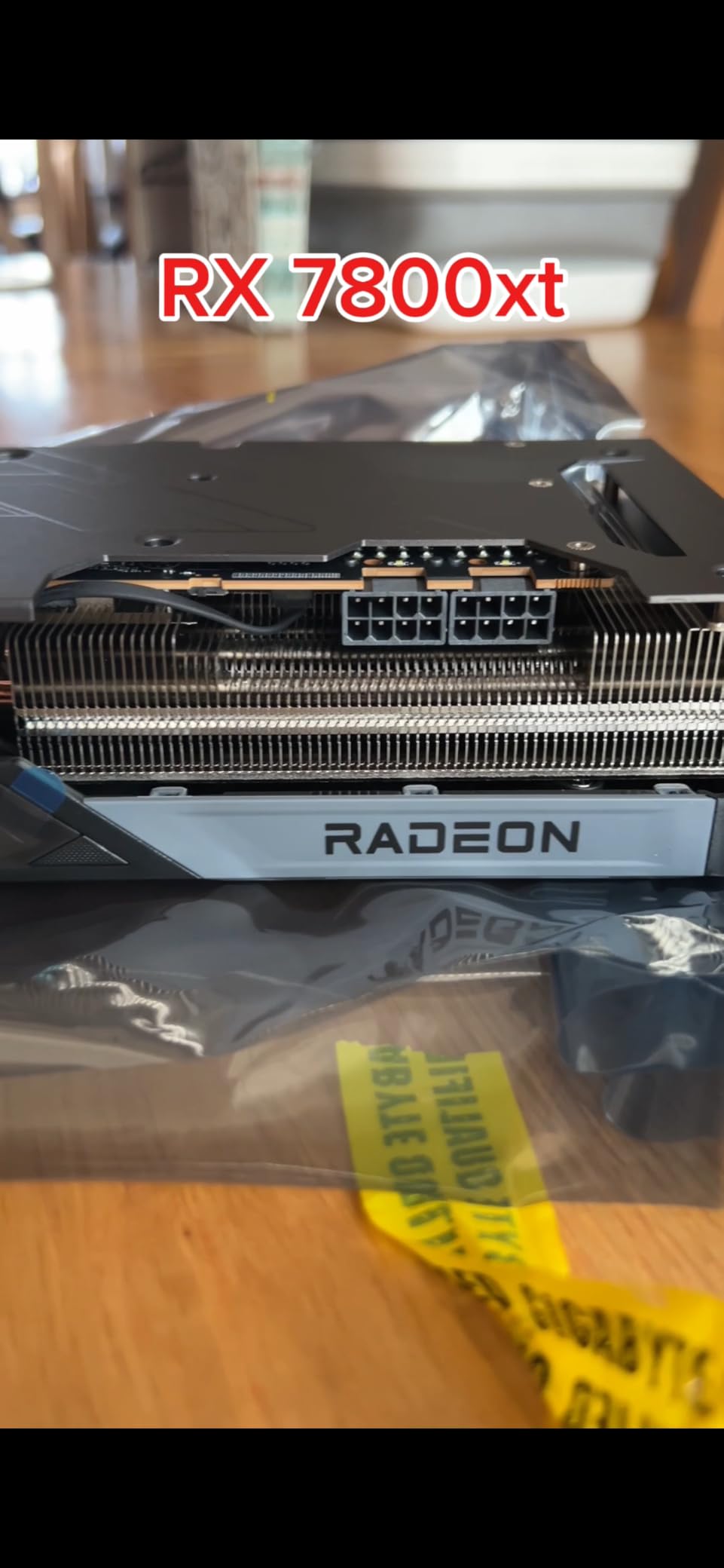Gigabyte Gaming OC RX 7800 XT scheda video 16GB GDDR6