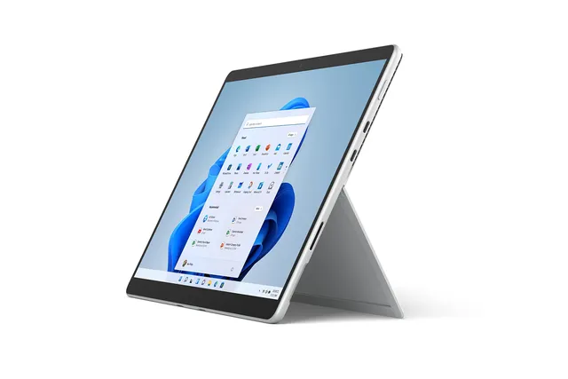 Microsoft Surface Pro 8 LTE tablet 13 pollici platino ricondizionato