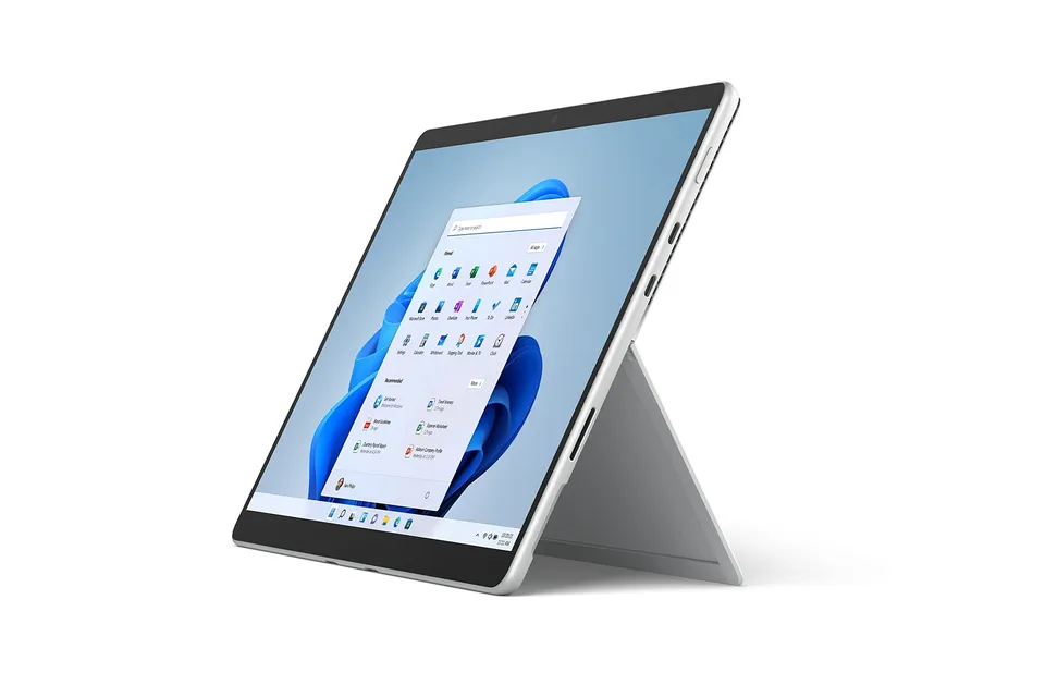 Microsoft Surface Pro 8 LTE 13 pollici tablet platino ricondizionato