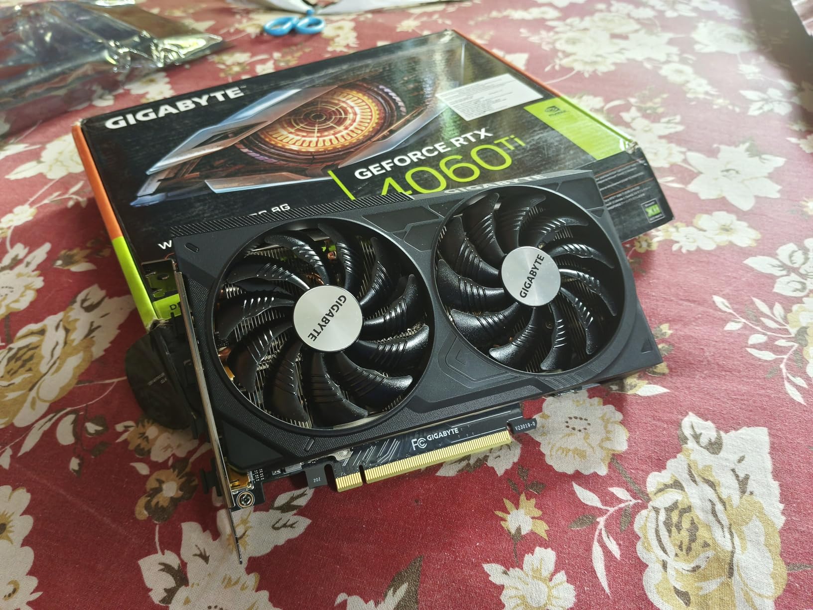 GIGABYTE RTX 4060 Ti WINDFORCE OC 8G scheda video 8GB