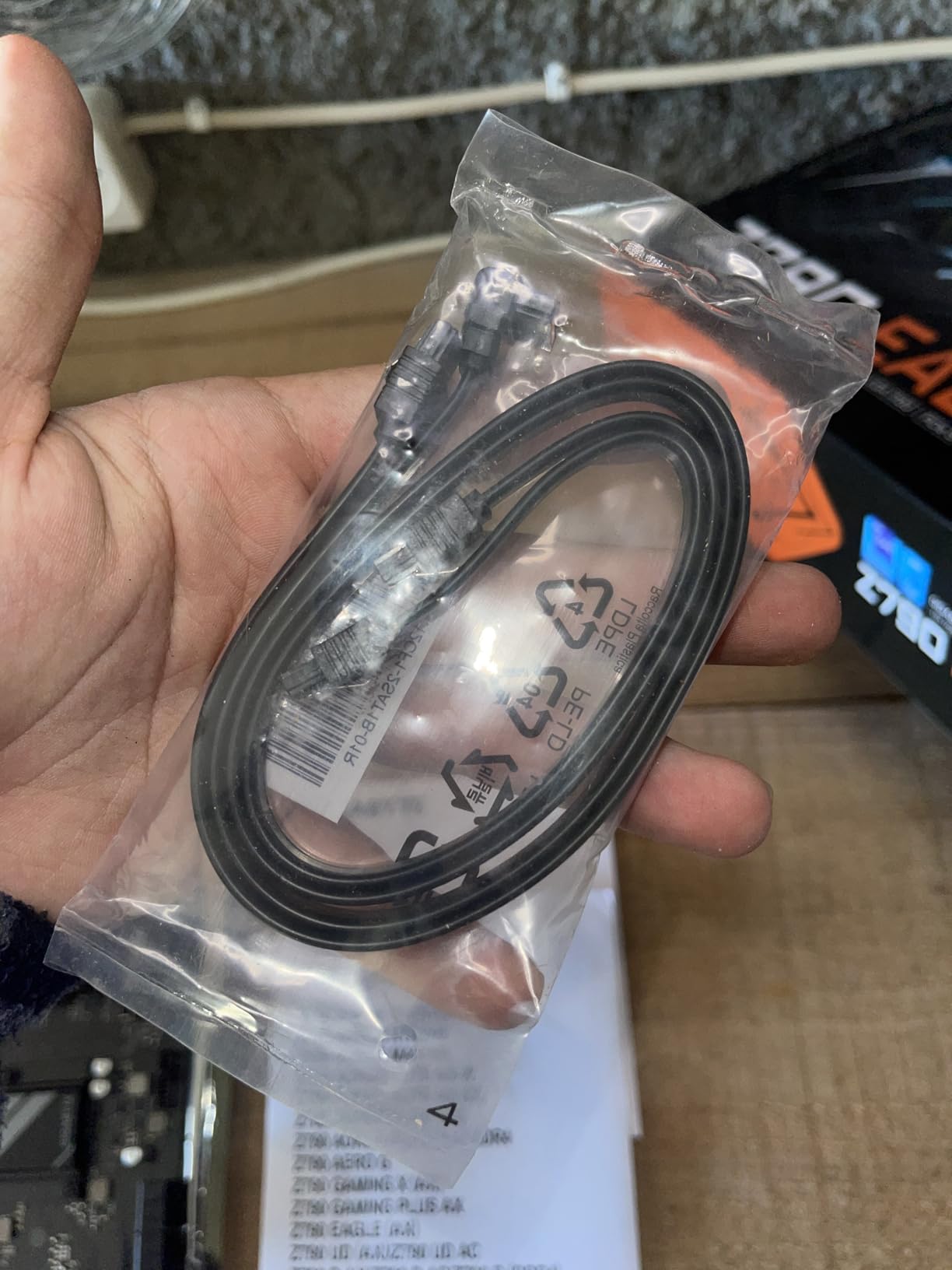 Gigabyte Z790 Eagle scheda madre DDR5 PCIe 4.0