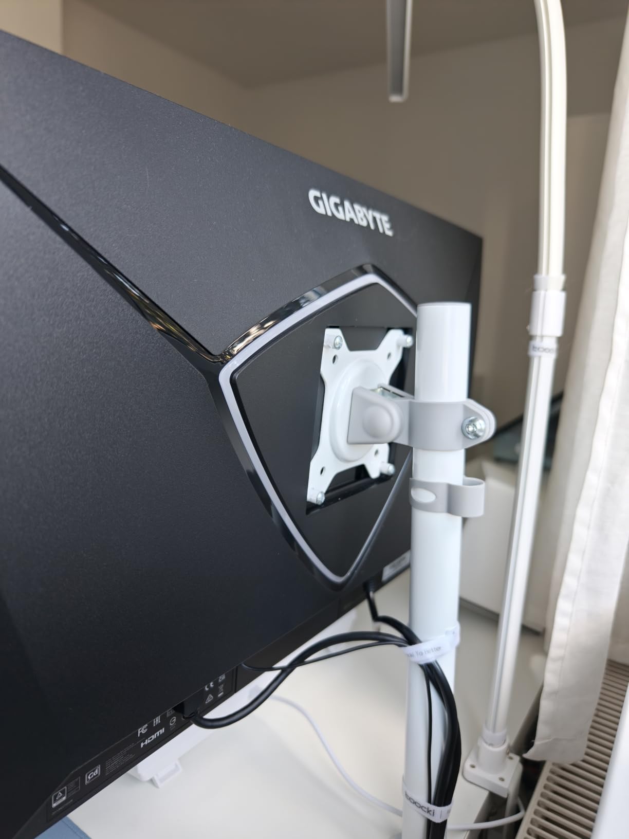 Gigabyte G27Q3 monitor gaming 27" QHD 320Hz HDR400