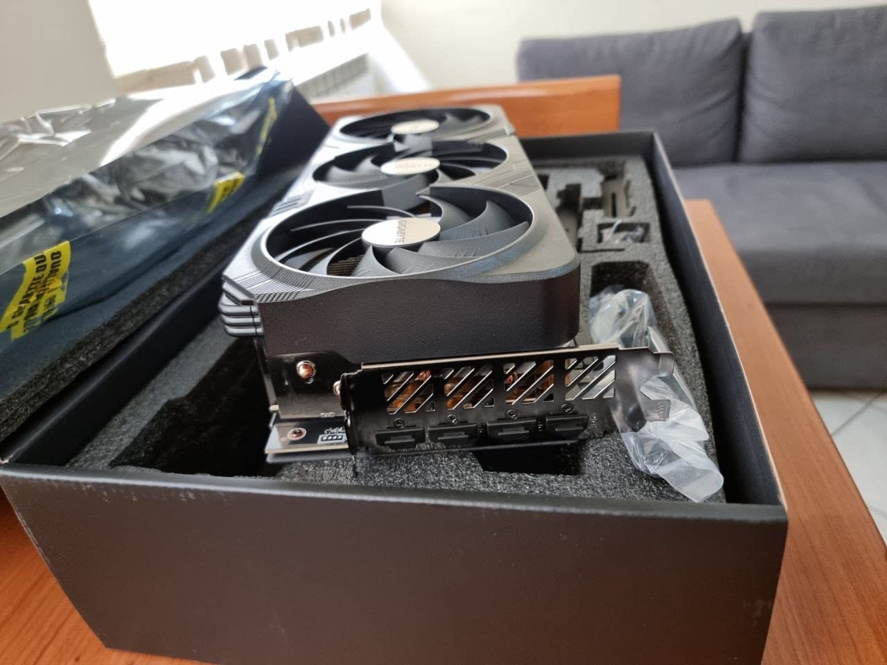 GIGABYTE RTX 4090 GAMING OC 24GB scheda video GDDR6X