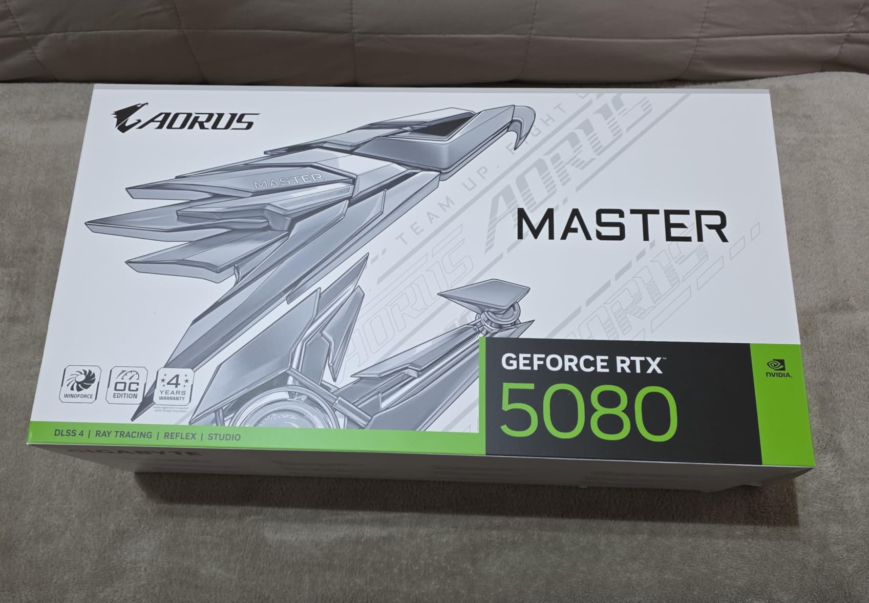 Gigabyte Aorus RTX 5080 Master Ice 16G scheda video 16GB DLSS 4