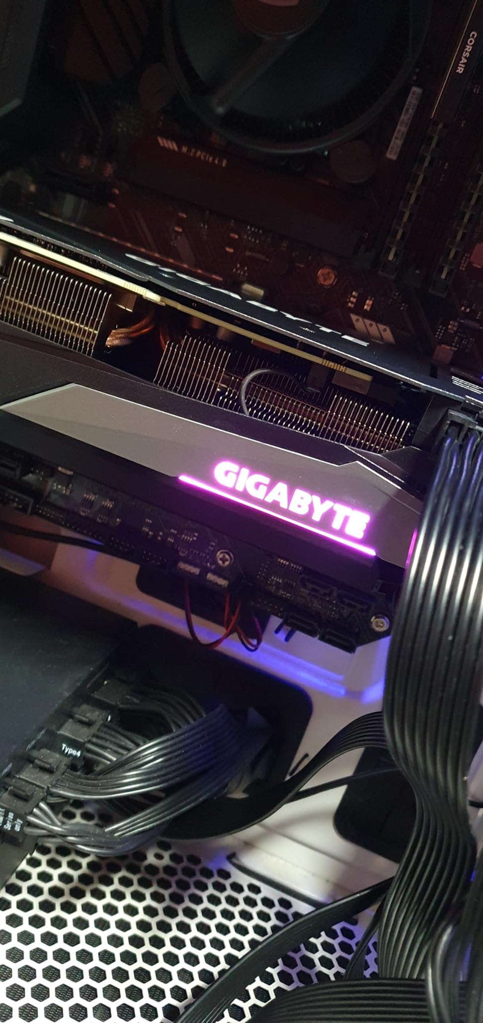 GIGABYTE RTX 3060 Ti GAMING OC D6X 8G scheda video 8GB