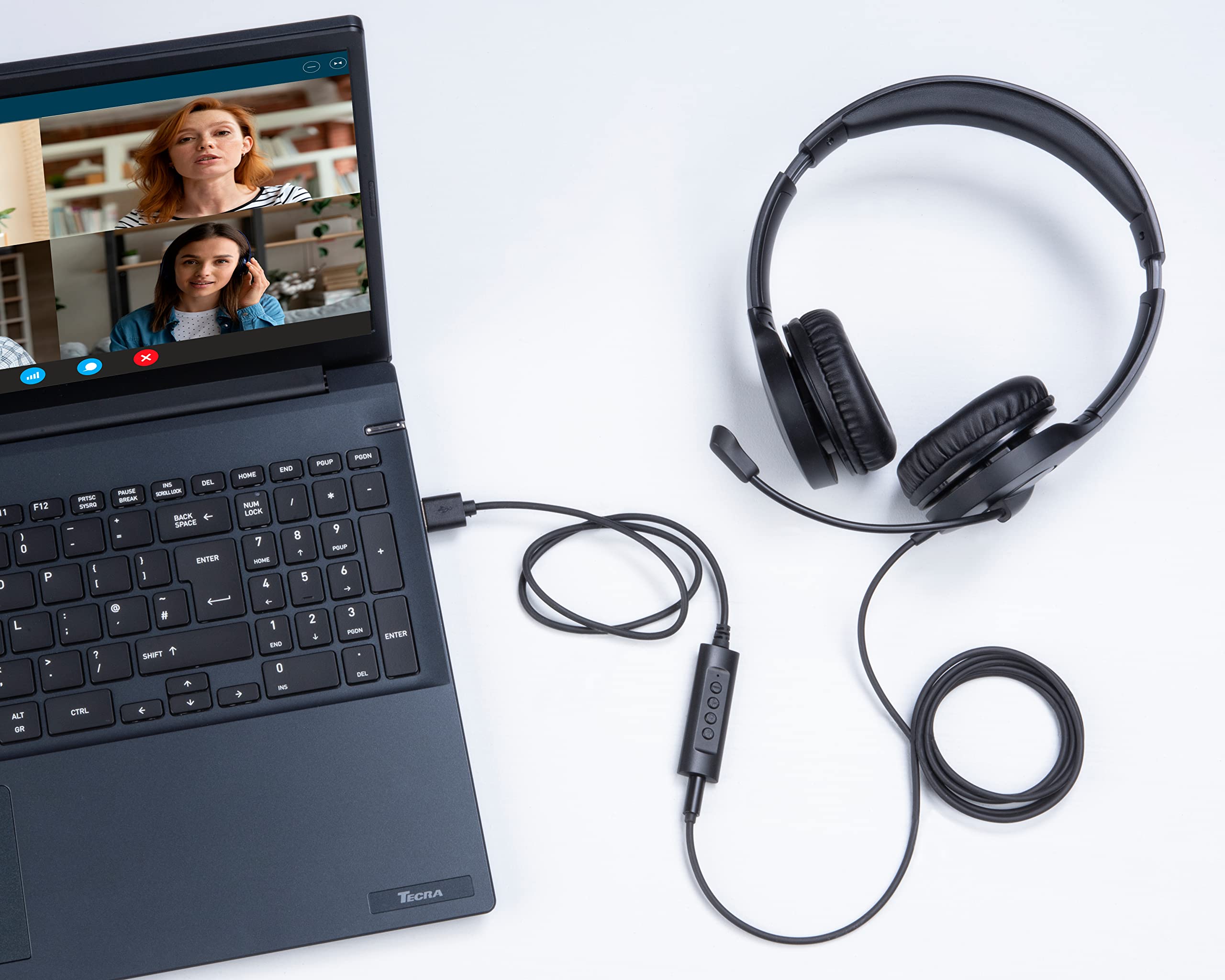 Dynabook cuffie cablate USB-A jack microfono call center
