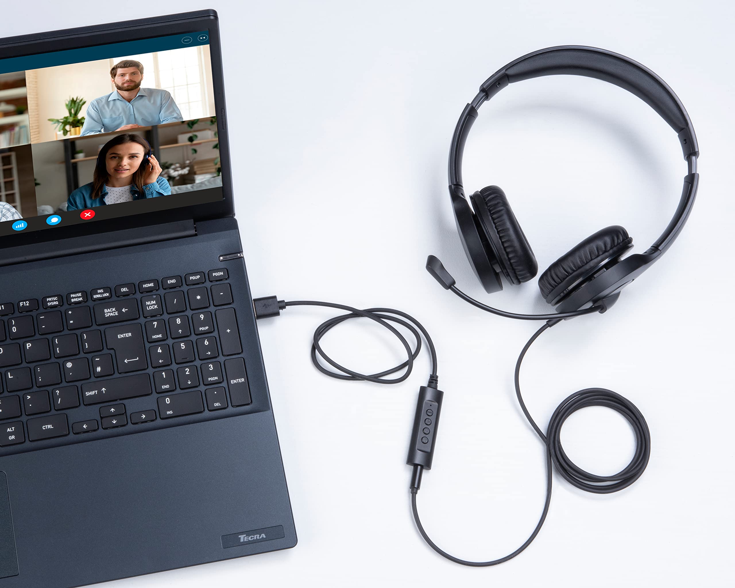 Dynabook cuffie cablate USB-A jack microfono call center