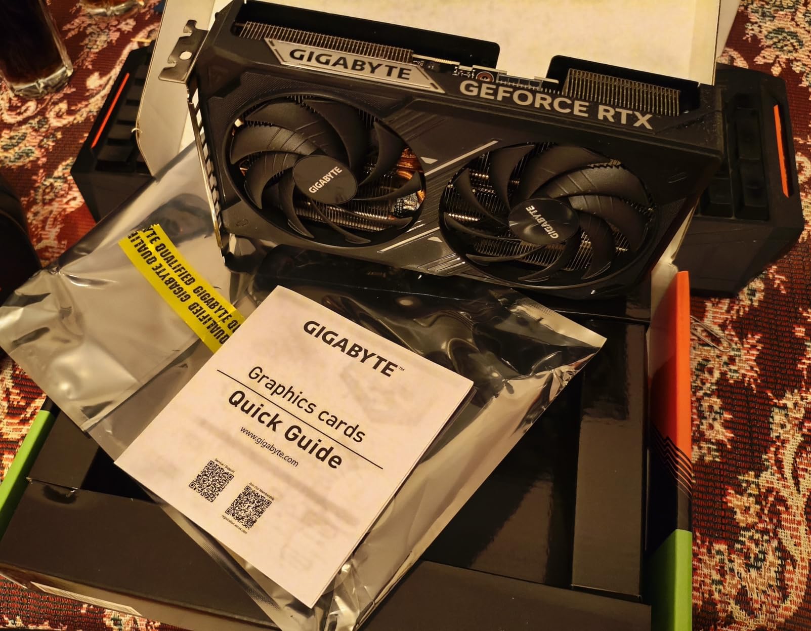 GIGABYTE RTX 5060 Ti WINDFORCE MAX OC 16G scheda grafica 16GB GDDR7