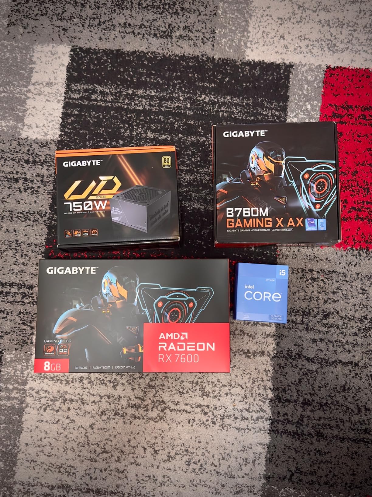 GIGABYTE RX 7600 Gaming OC 8G scheda video GDDR6