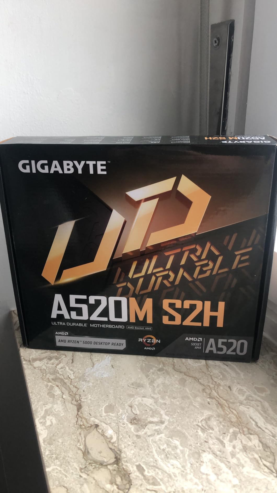 Gigabyte A520M S2H scheda madre Micro ATX AM4 DDR4