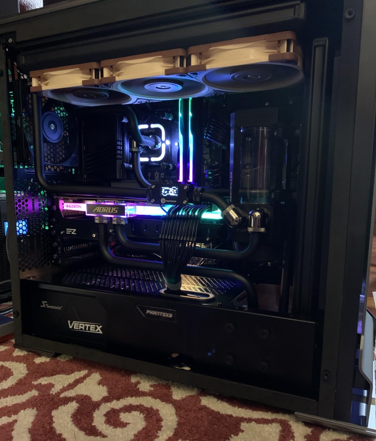 AORUS RX 6900 XT XTREME WATERFORCE WB 16GB scheda video