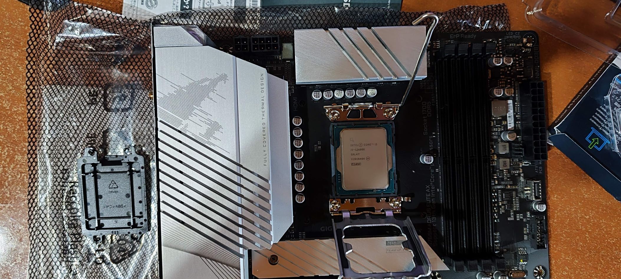 Gigabyte B760M Aorus Elite AX scheda madre LGA1700 DDR5 WiFi 6E