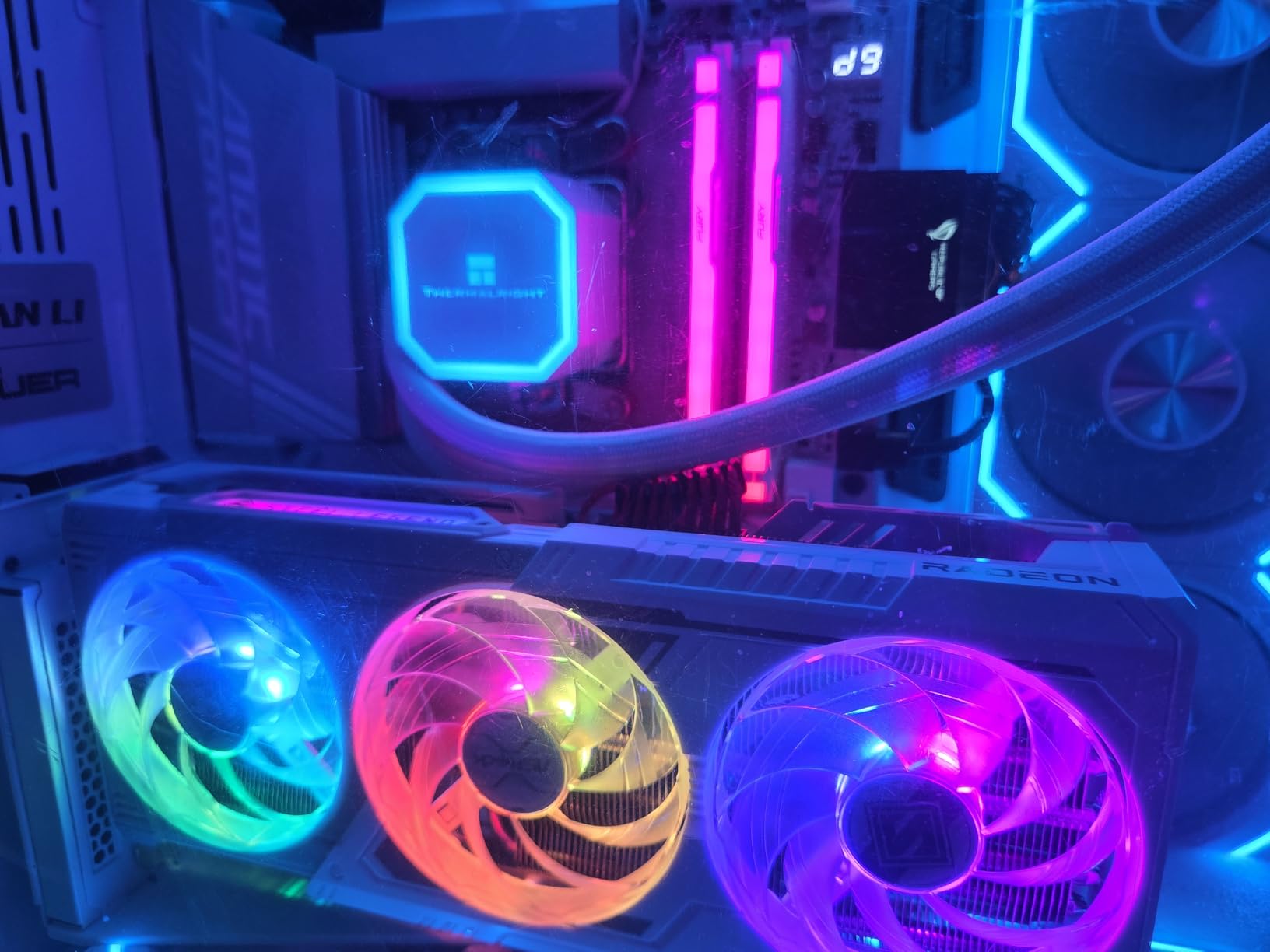GIGABYTE X870 AORUS ELITE WIFI7 ICE scheda madre Wi-Fi 7
