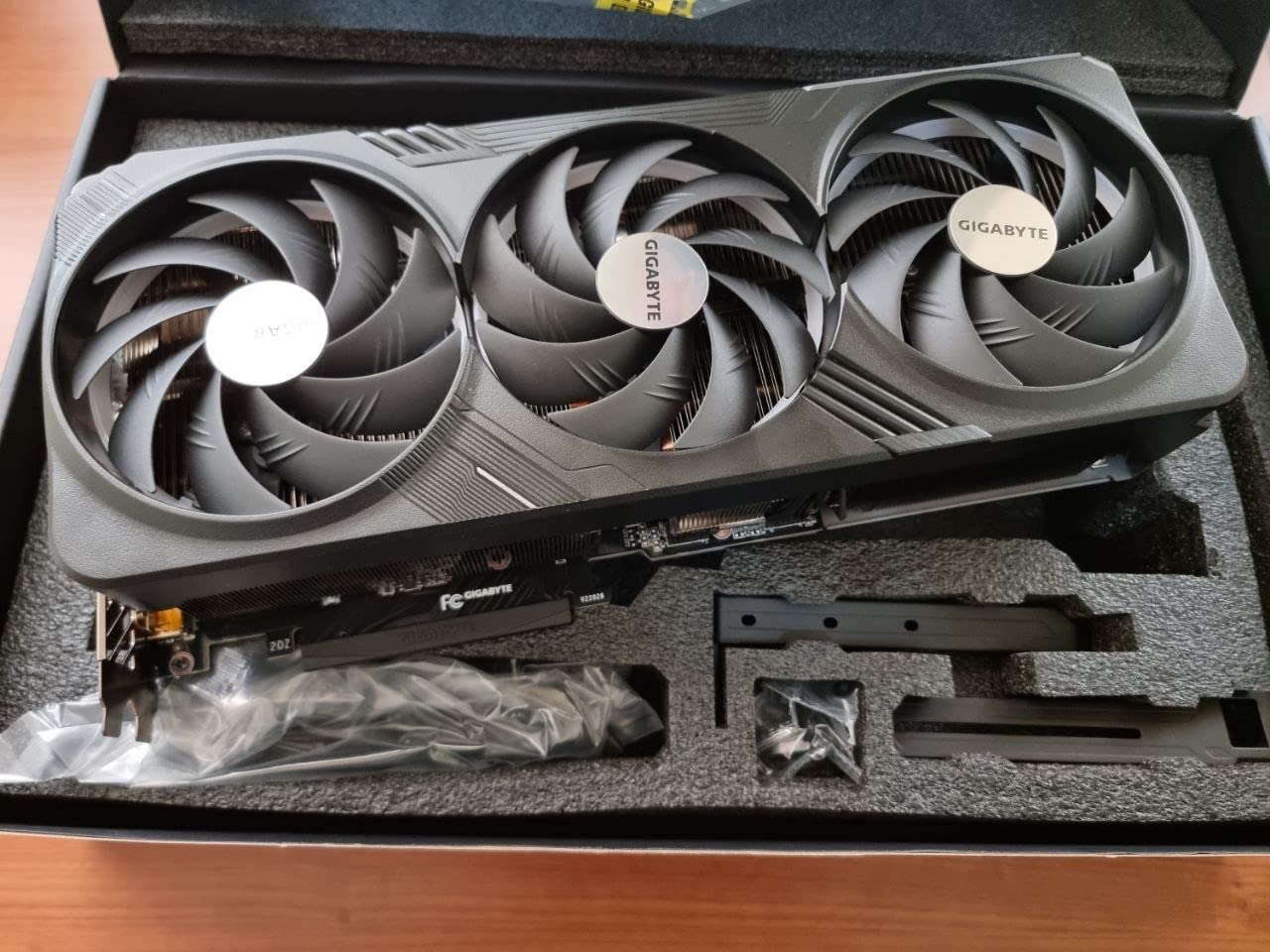 GIGABYTE RTX 4090 GAMING OC 24GB scheda video GDDR6X