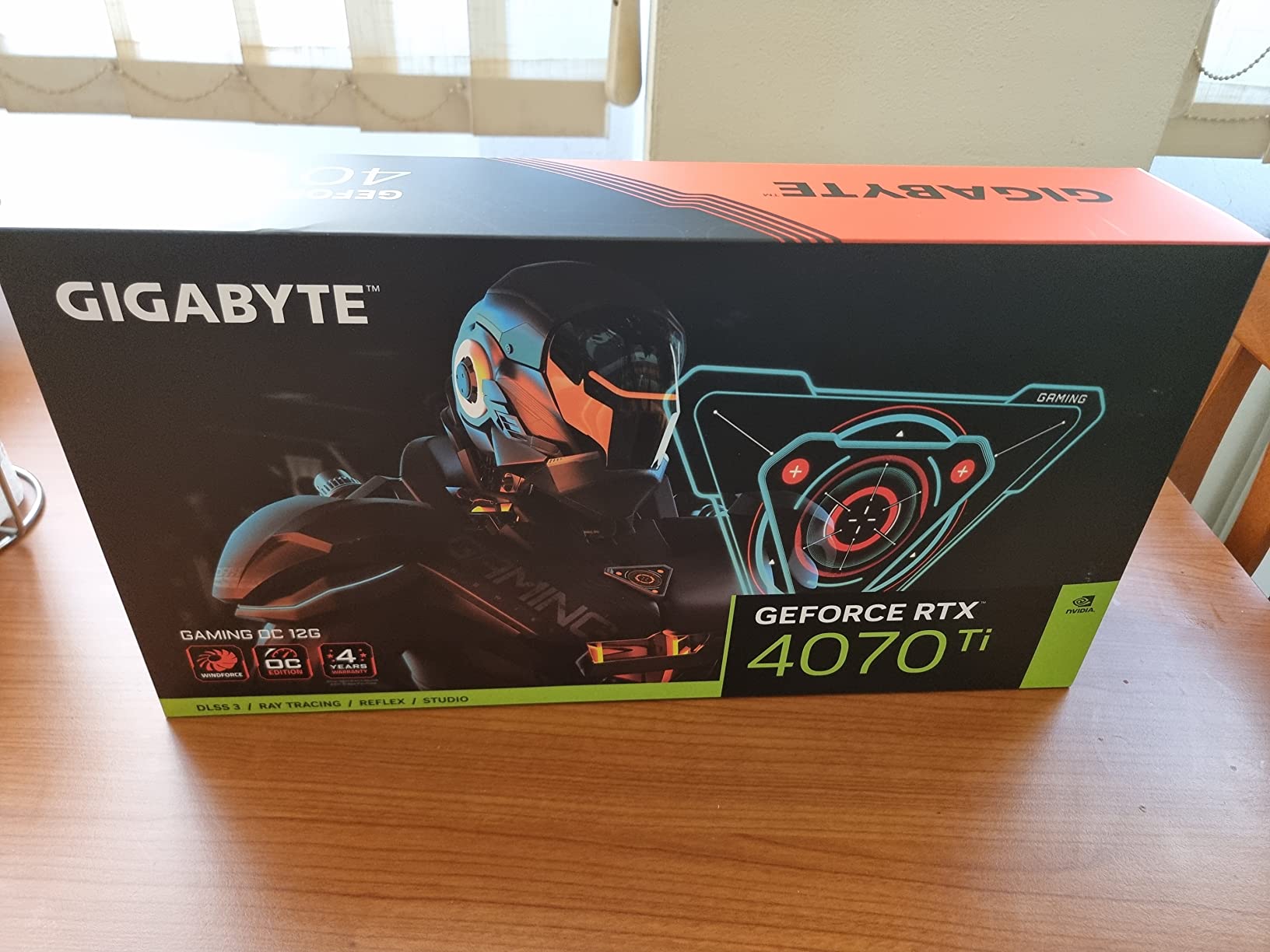 GIGABYTE RTX 4070 Ti GAMING OC scheda video 12GB GDDR6X