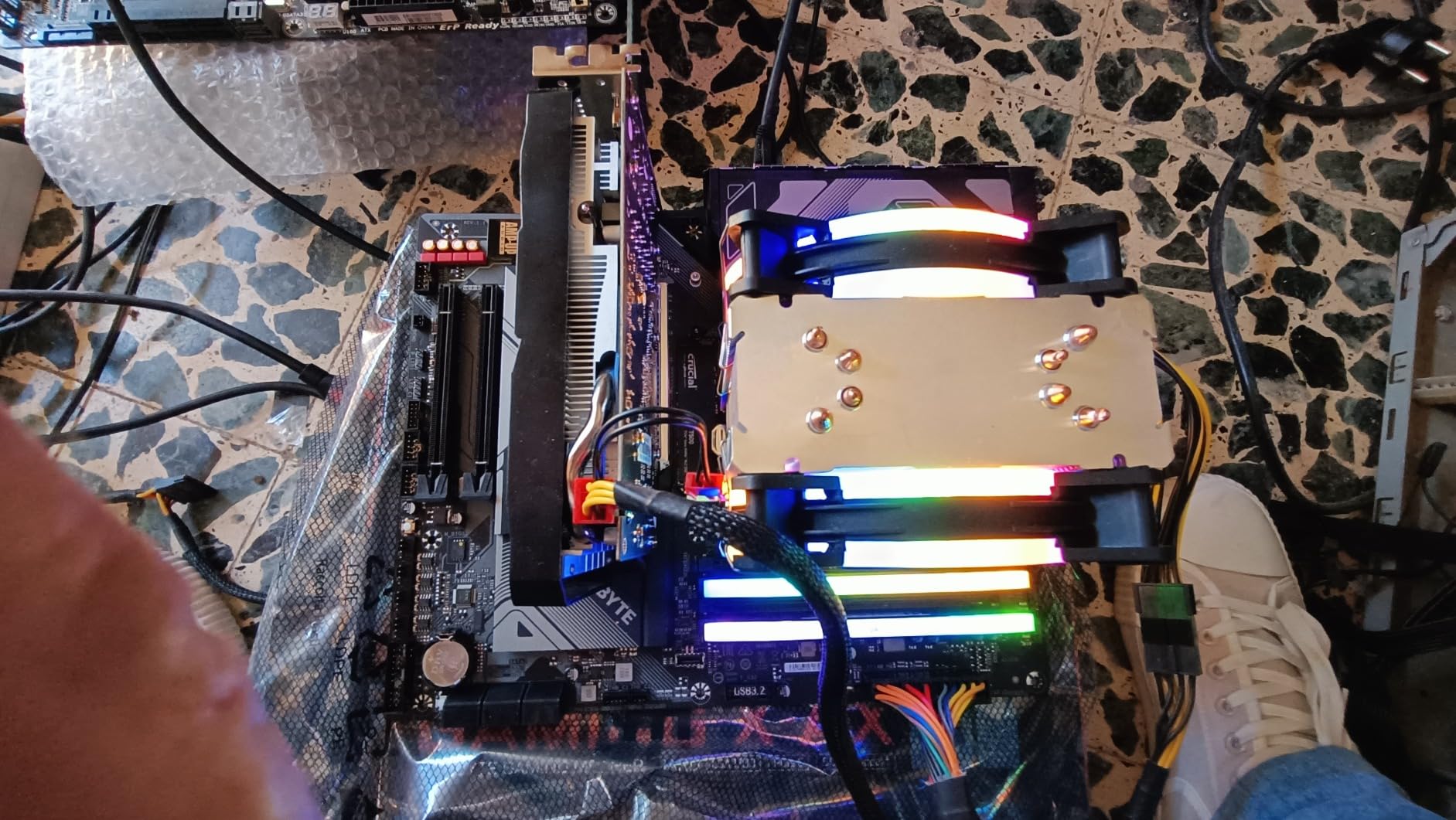 Gigabyte Z790 Gaming X AX Scheda Madre WiFi 6E DDR5