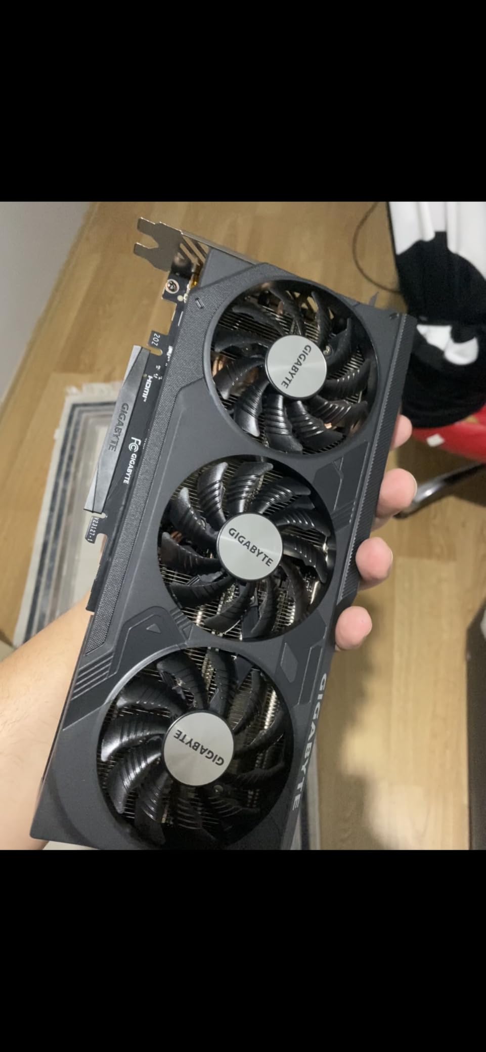 Gigabyte RTX 4070 Windforce OC V2 12G scheda video 12GB DLSS 3