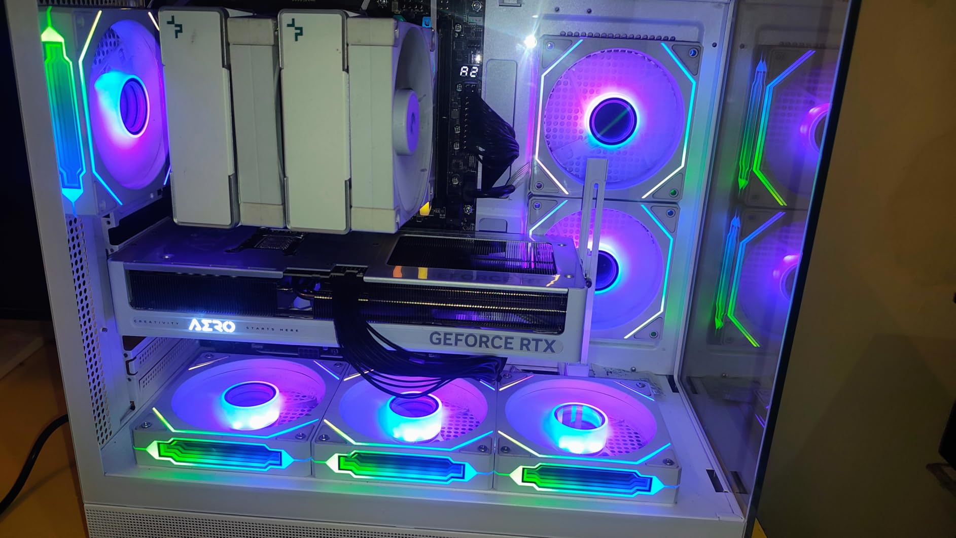 Gigabyte AERO RTX 5070 OC scheda video 12GB GDDR7