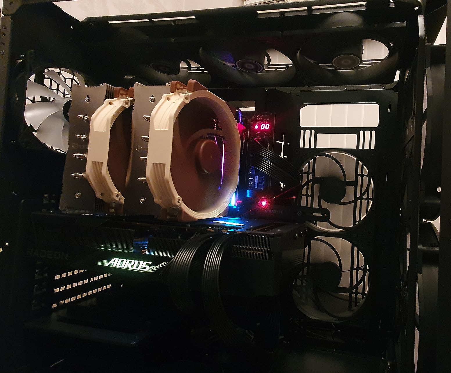 GIGABYTE AORUS RX 7900 XTX Elite 24G Scheda Video 24GB