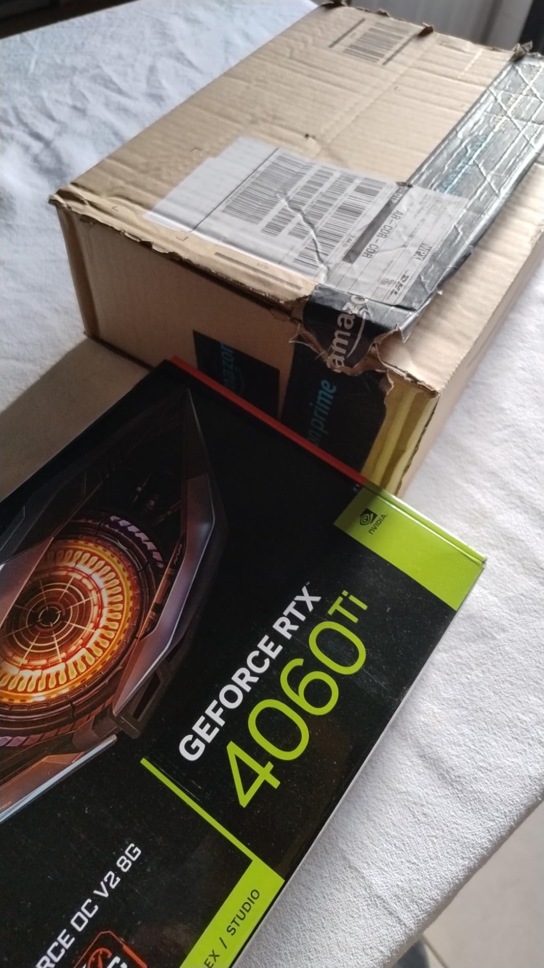 GIGABYTE RTX 4060 Ti WINDFORCE OC V2 scheda video 8GB GDDR6