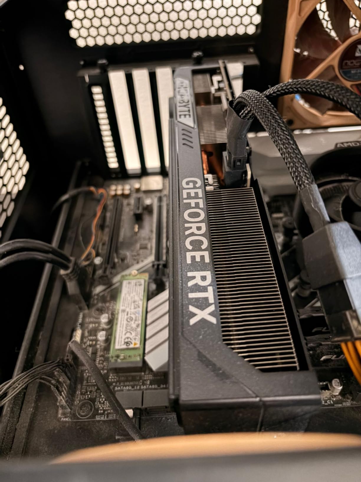 Gigabyte Windforce OC RTX 5070 scheda video 12GB GDDR7