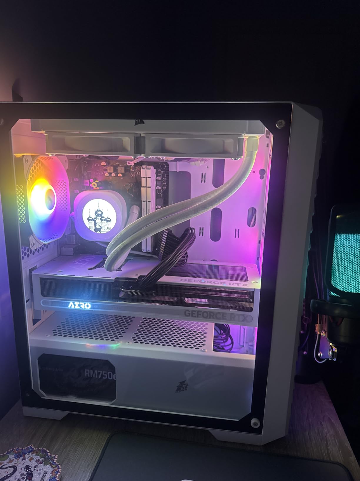 Gigabyte AERO RTX 5070 OC scheda video 12GB GDDR7
