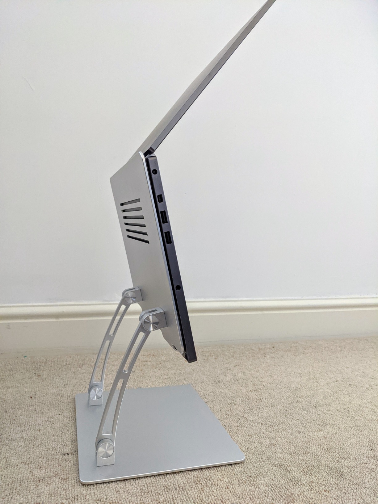 Dynabook PS0106EA1STA Supporto Laptop Alluminio 17" Silver