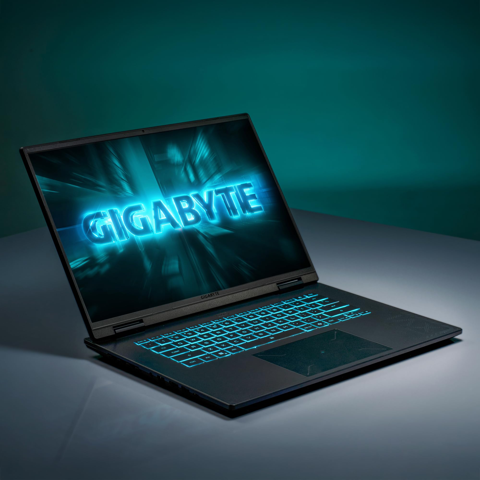 GIGABYTE Gaming A16 CWH notebook RTX 5070 165Hz 1TB